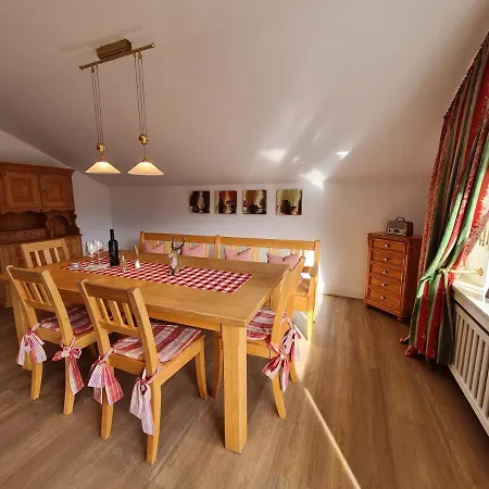 Alpenhorizont Apartman *