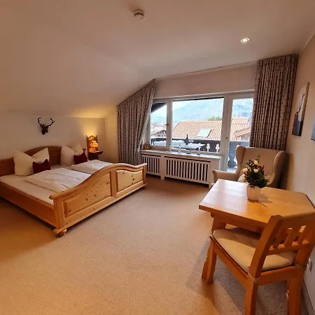 Апартаменти Alpenhorizont *