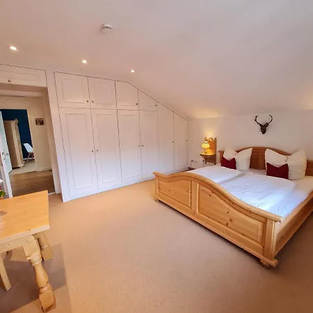 Апартаменти Alpenhorizont